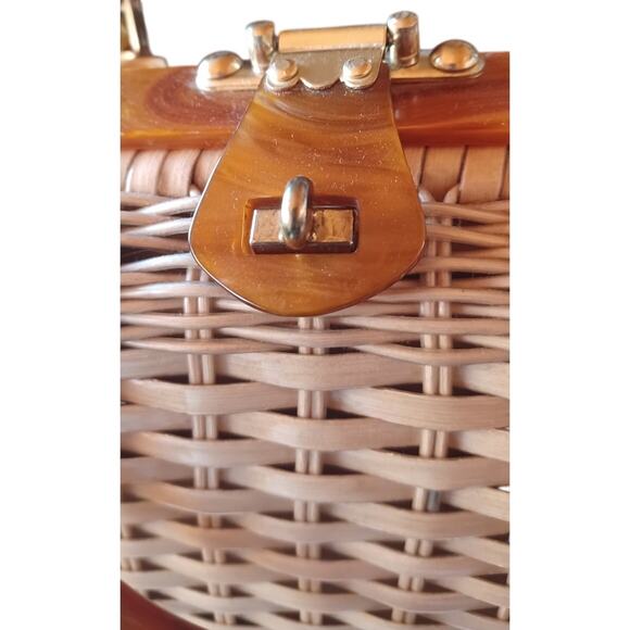 Vintage 1950s/60s Princess Charming by Atlas Wicker Seashell Lucite Handbag - Picture 12 of 12